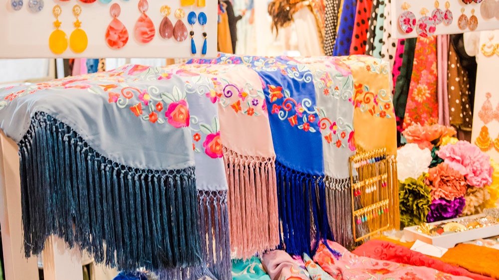 Pop Up Market de moda flamenca. - Torre Sevilla