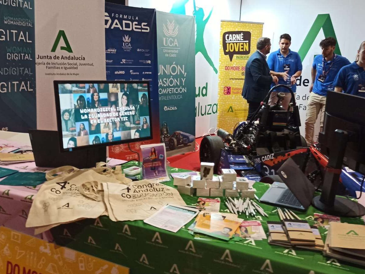 Stand IAM e IAJ en la Feria de la Ciencia de la pasada edición