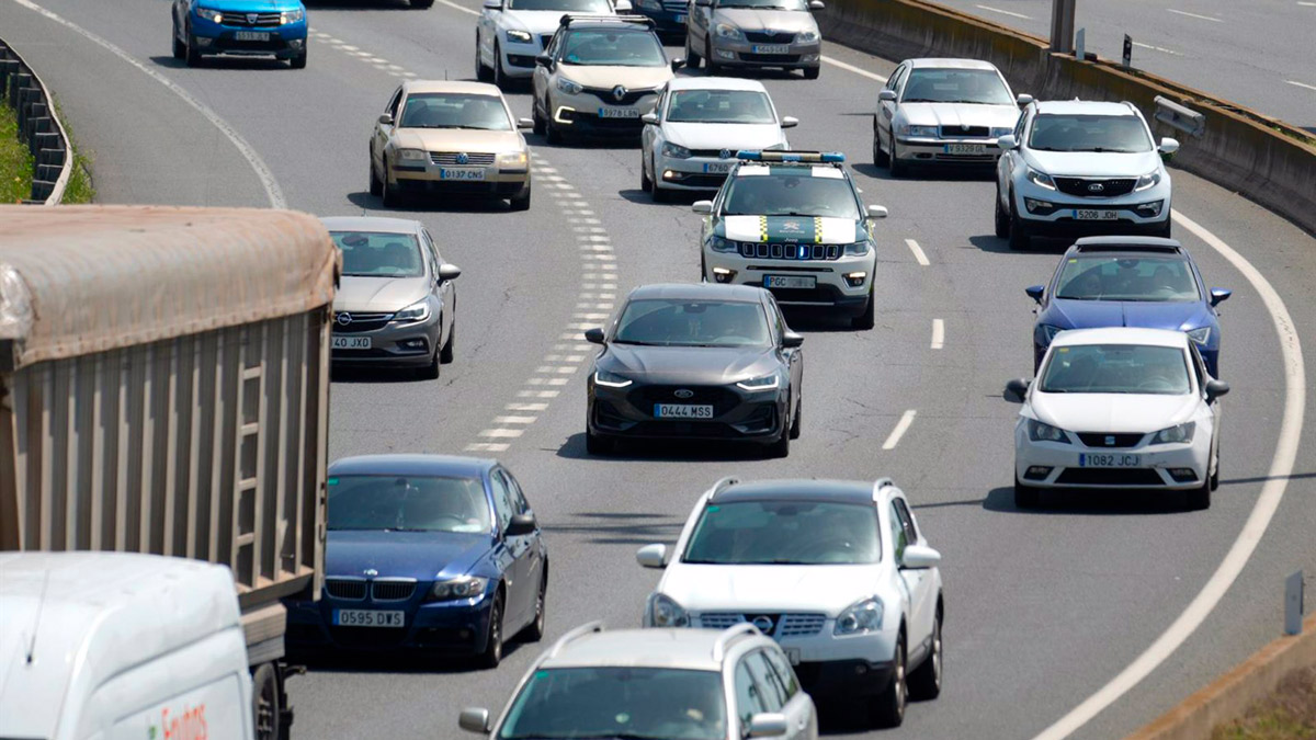 vuelca camión Montequinto