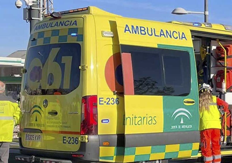 Imagen de archivo de una ambulancia.- EMERGENCIAS 112