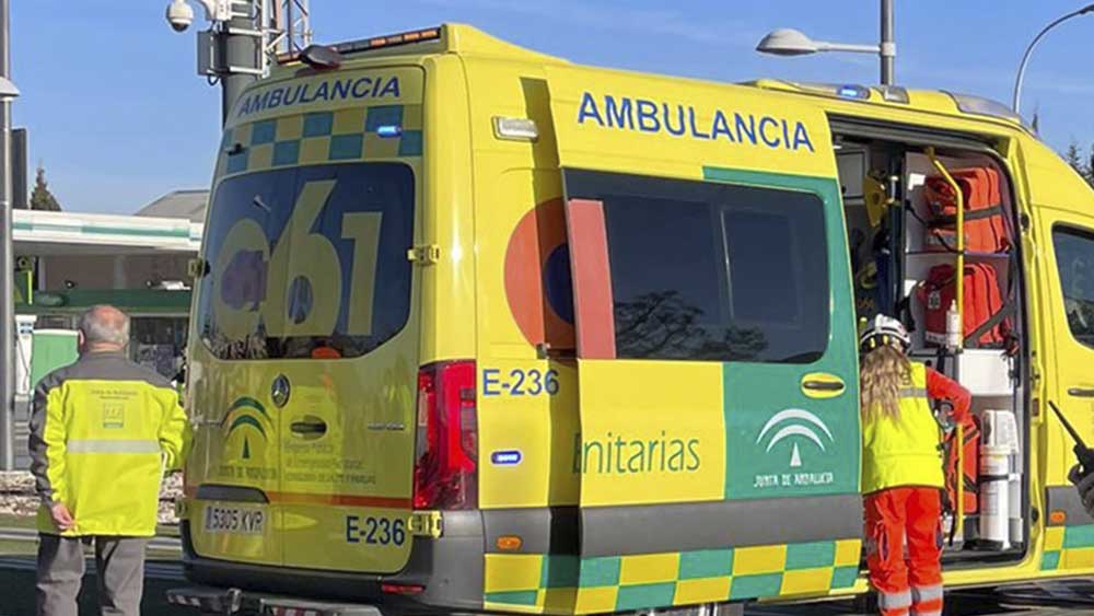 Imagen de archivo de una ambulancia.- EMERGENCIAS 112