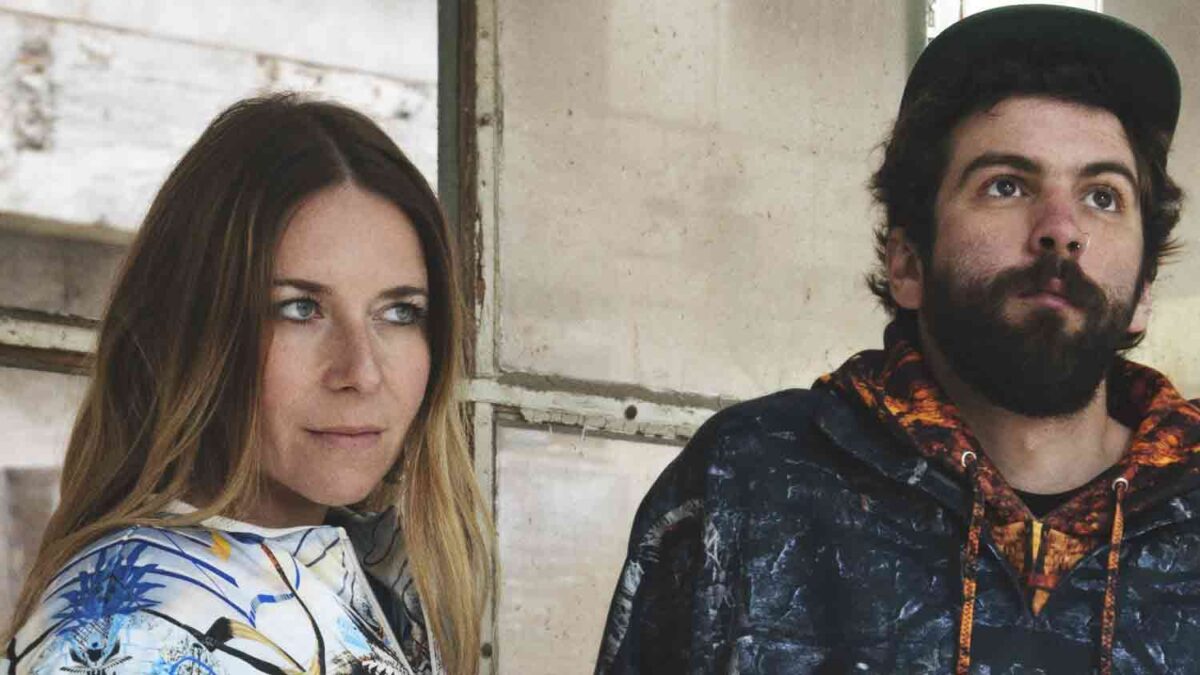 La cantaora flamenca Rocío Márquez y el productor de música Bronquio. - TEATRO DE LA MAESTRANZA