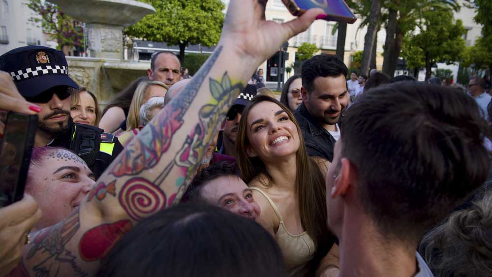 Melody durante su visita en Dos Hermanas. - Ayuntamiento de Dos Hermanas