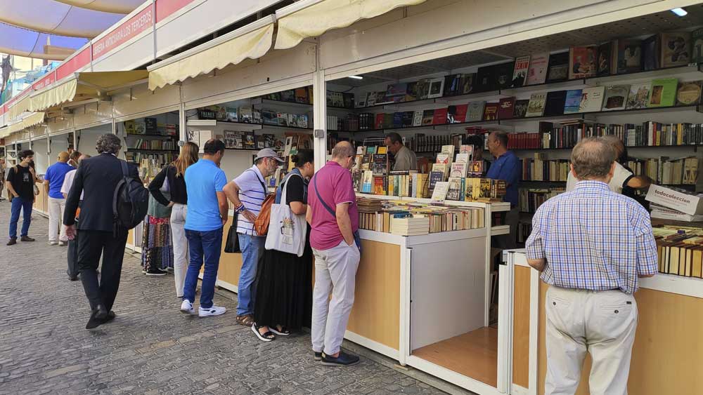 Feria del Libro Antiguo de Sevilla. - Asociación Amigos del Libro Antiguo