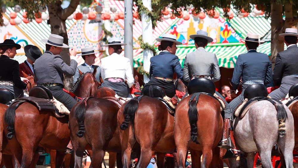 Caballistas en la Feria de Abril