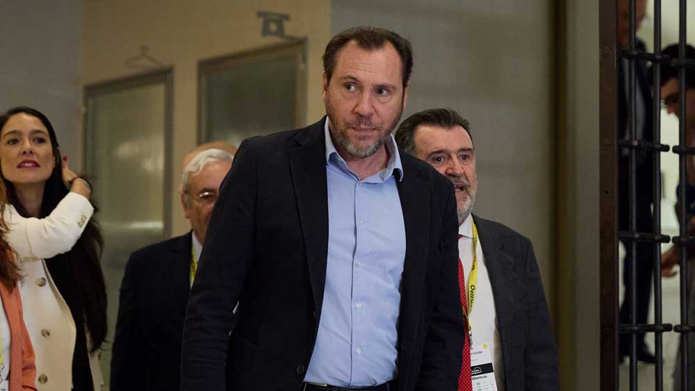 El ministro de Transportes y Movilidad Sostenible, Óscar Puente - Jesús Hellín / Europa Press