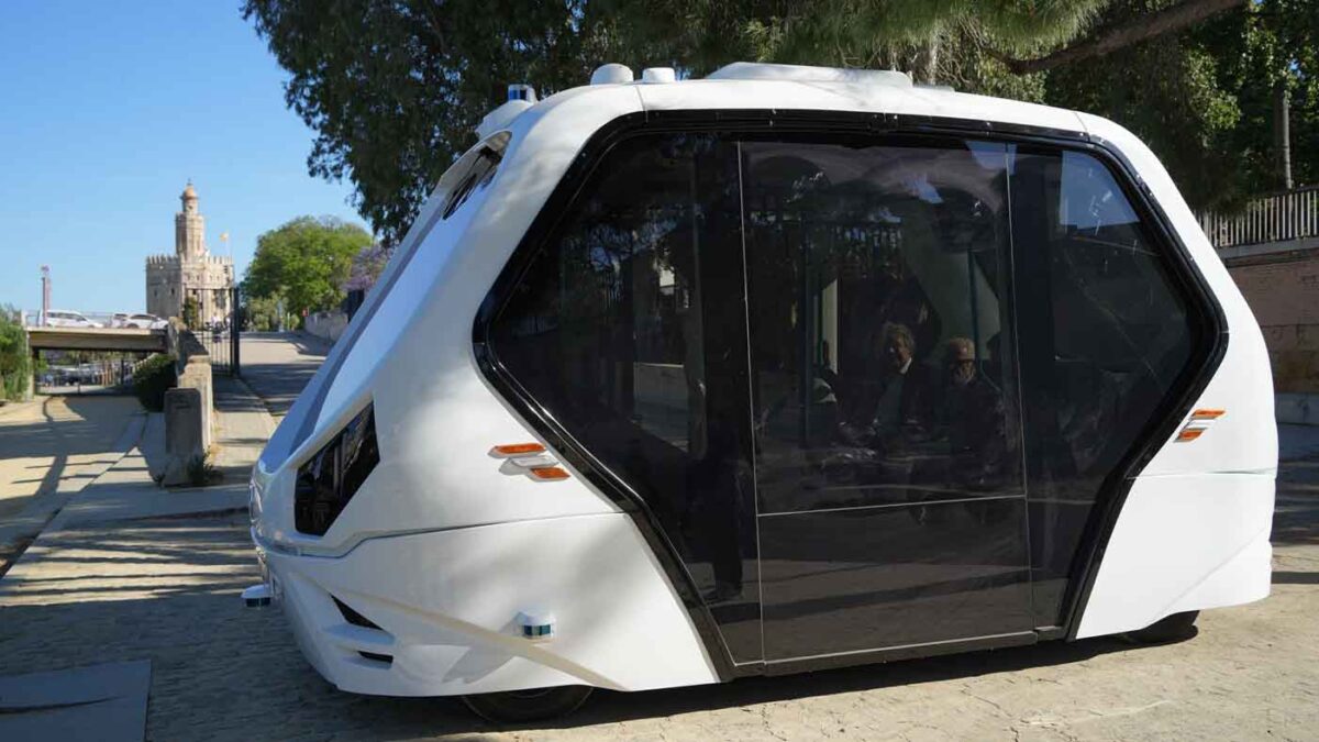 El autobús sin conductor.- Puerto de Sevilla
