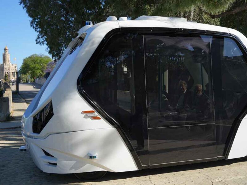 El autobús sin conductor.- Puerto de Sevilla