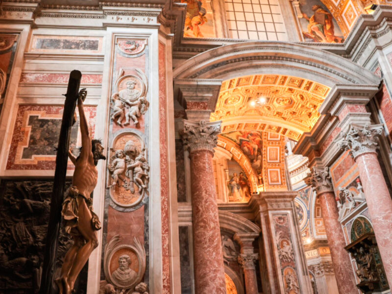 El Cachorro en la Basílica de San Pedro.- Hermandad El Cachorro