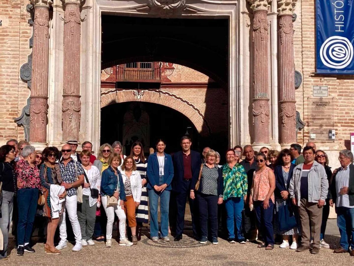 Écija franceses hermanamiento