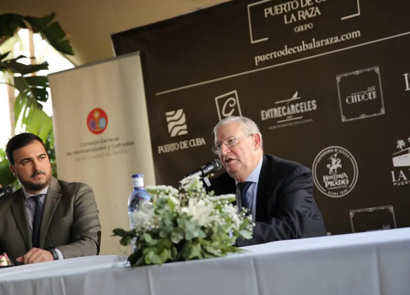 Francisco Vélez medalla Sevilla