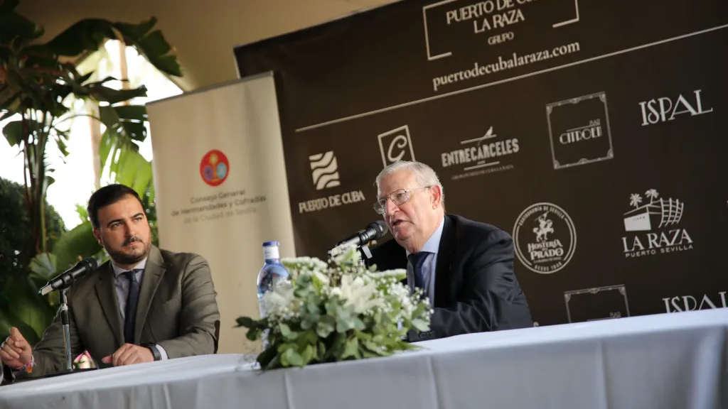 Francisco Vélez medalla Sevilla