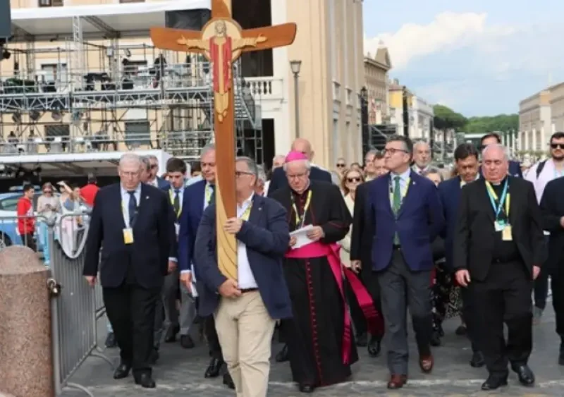 Peregrinacion Puerta Santa de la Basílica de San Pedro