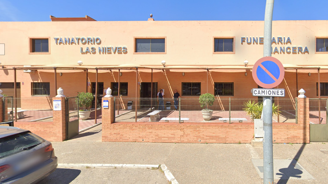 Tanatorio Ntra. Señora de Las Nieves.- Google street