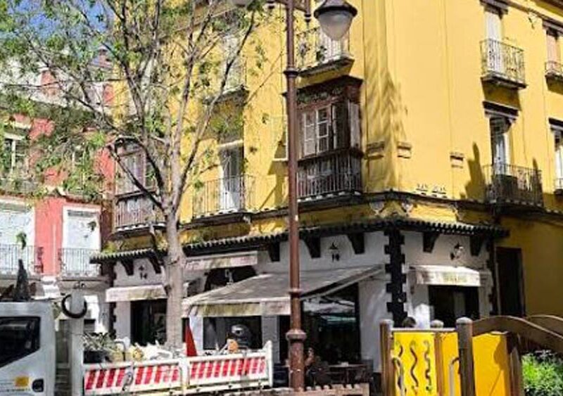 Plaza de la Alfalfa. - Google Maps