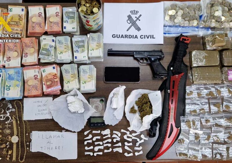 Material incautado durante el operativo «Buceando». Guardia Civil