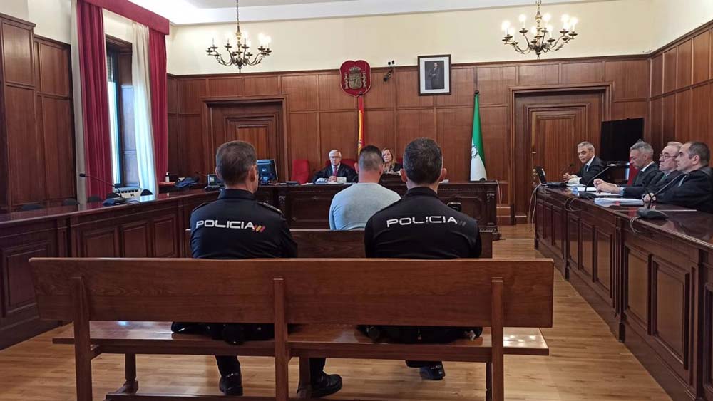 Imagen del comienzo del juicio al acusado del crimen de la parada de metro de Primero de Mayo - Europa Press