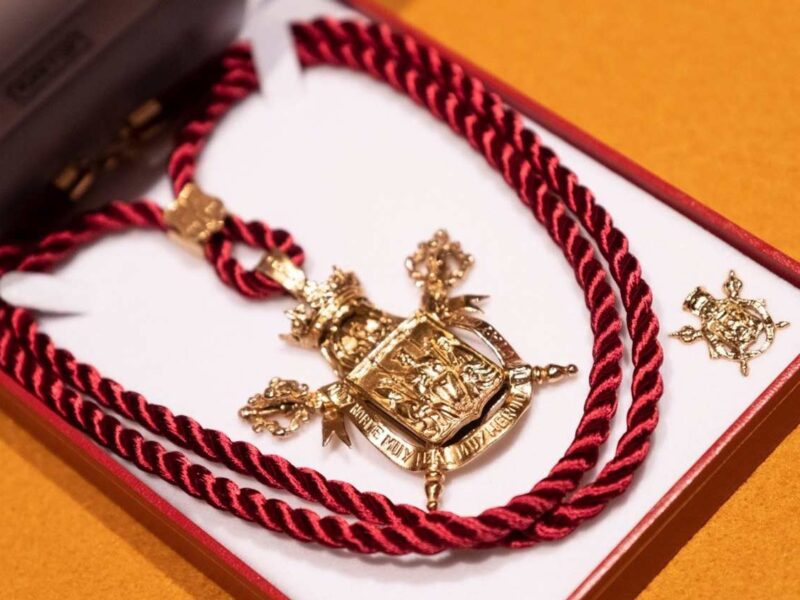 Medalla de la ciudad de Sevilla, reconocimiento que se entrega el 30 de mayo, Día de San Fernando. - AYUNTAMIENTO DE SEVILLA