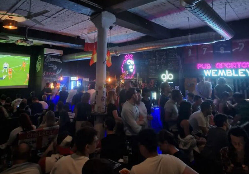 Pub Sportowy Wembley.