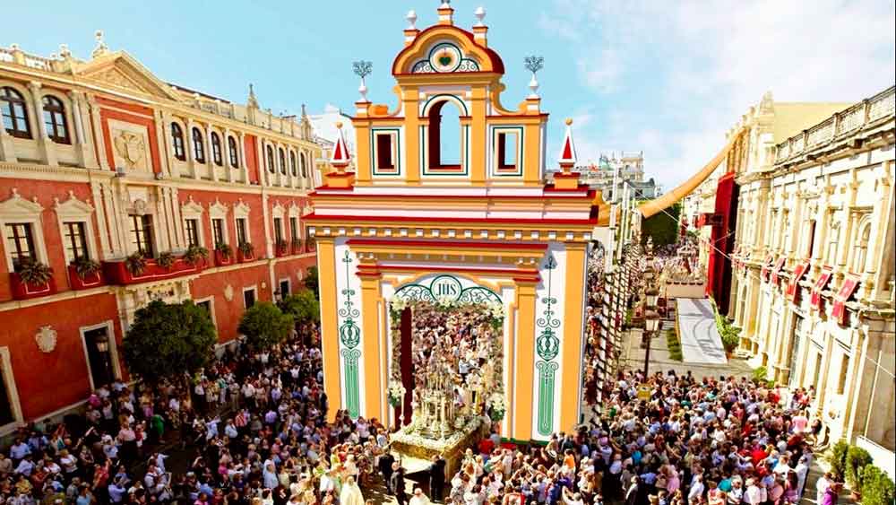 Recreación de la portada más próxima a la calle Sierpes, inspirada en la capilla de Los Marineros de la hermandad de la Esperanza de Triana. - Ayuntamiento de Sevilla