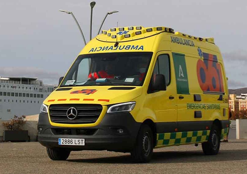 Ambulancia de Emergencias Sanitarias 061 de Andalucía. - 112