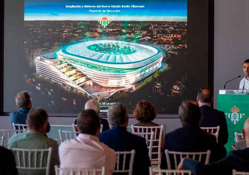 Presentación del proyecto a los representantes de las nueve empresas constructoras elegidas. - Real Betis