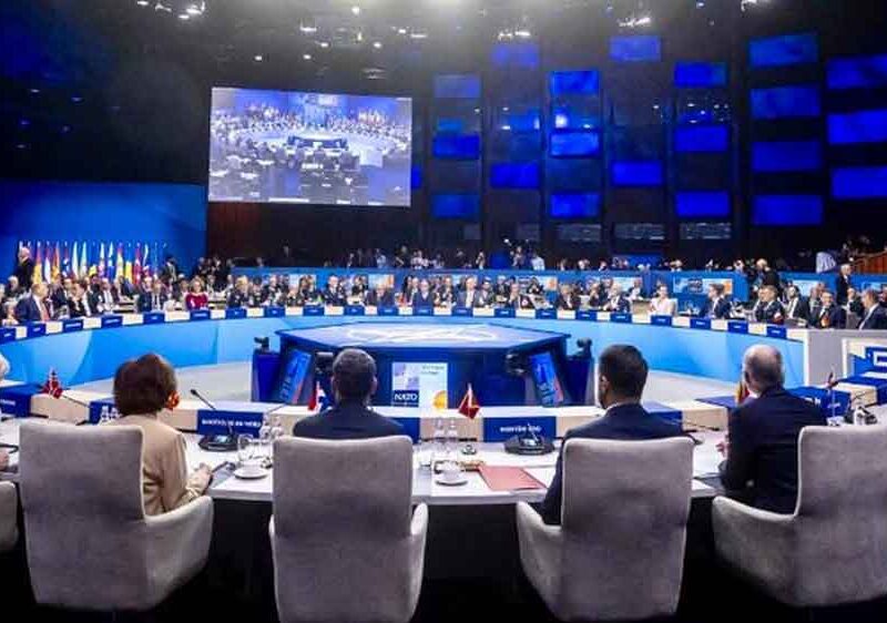 Imagen de la cumbre de la OTAN en La Haya con una Europa centrada en defensa / SA