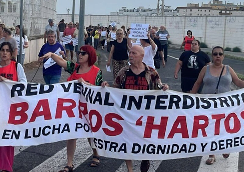 Barrios Hartos protestan por los cortes de luz en Palmete y anuncian una nueva movilización este viernes. - Barrios Hartos