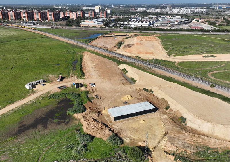 Nuevo acceso ferroviario al puerto de Sevilla. - Ministerio de Transportes y Movilidad Sostenible