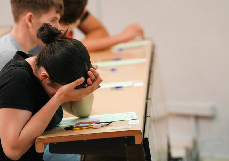 Imágenes de la primera jornada de la Prueba de Acceso a la Universidad en Andalucía. - María José López / Europa Press