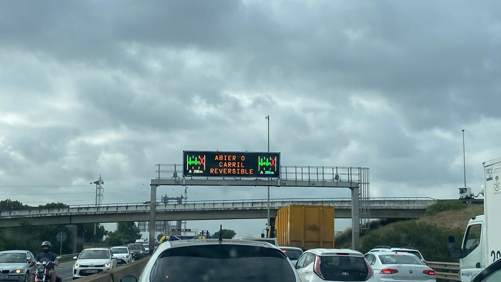 Retenciones de tráfico en el Puente del Centenario. - SA