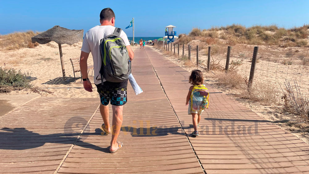 Imagen de la necesidad de ampliación del permiso de paternidad y parental en España / Clara Fajardo