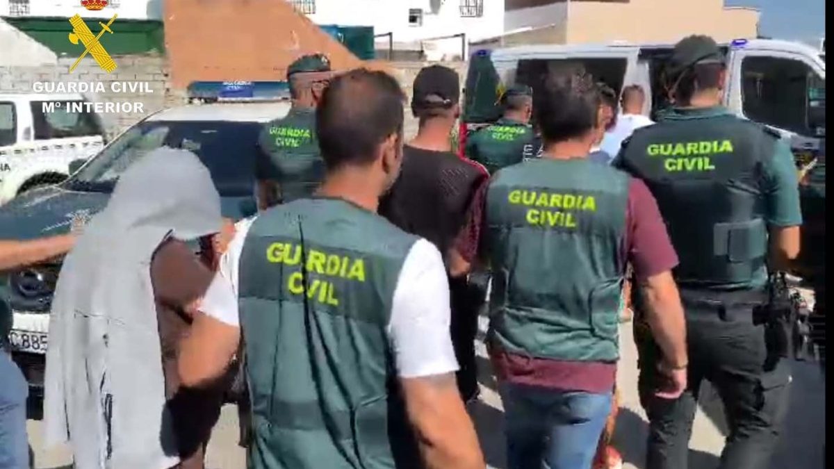 Siete detenidos por altercados en el Poblado de Alfonso XIII tras el asesinato de un joven