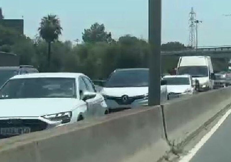 Retenciones en el puente del Centenario. - SA