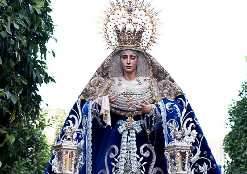 Virgen de los Dolores del Cerro en su rosario de la aurora. - Hermandad del Cerro