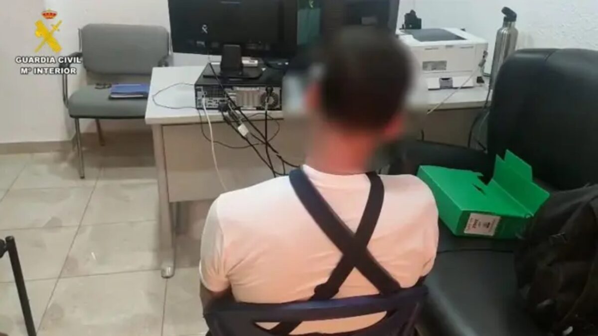 Uno de los detenidos por su implicación en el crimen de la anciana de Las Cabezas