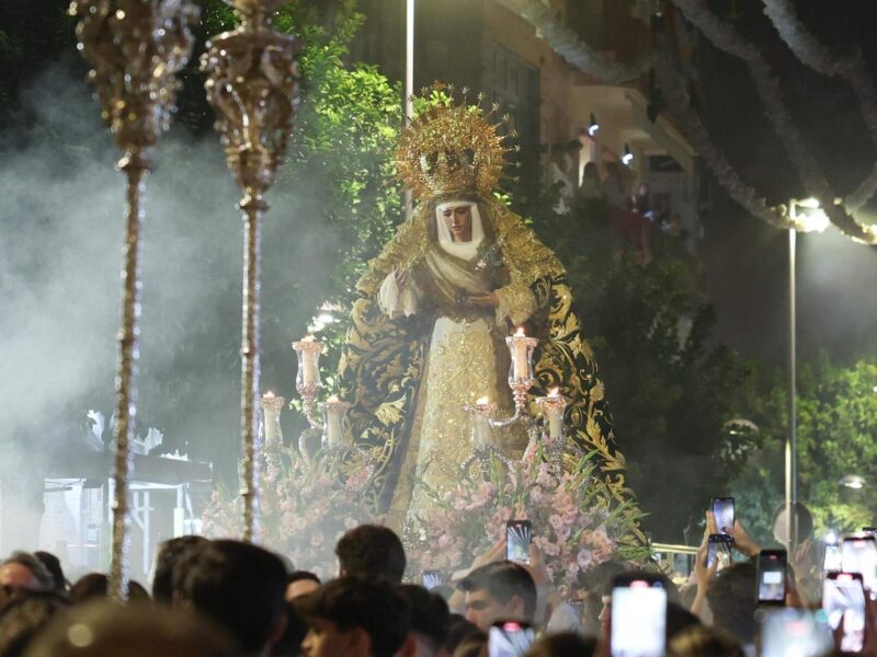 La Esperanza de Triana se trasladó a San Jacinto este miércoles - Lorena Martín Calvillo