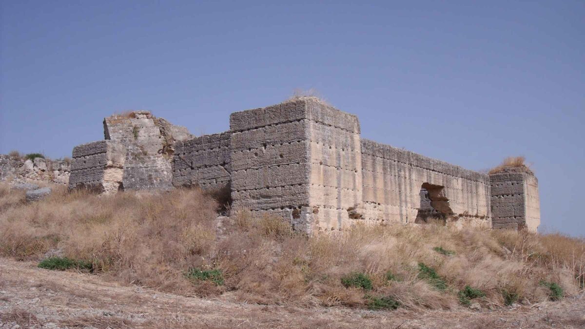Fortaleza árabe de Alhonoz